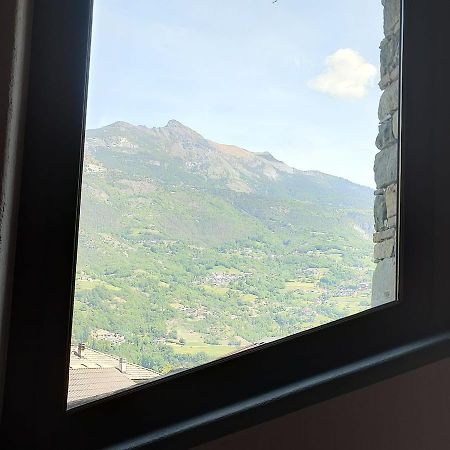 La Maison Lilla Fenis Exteriör bild