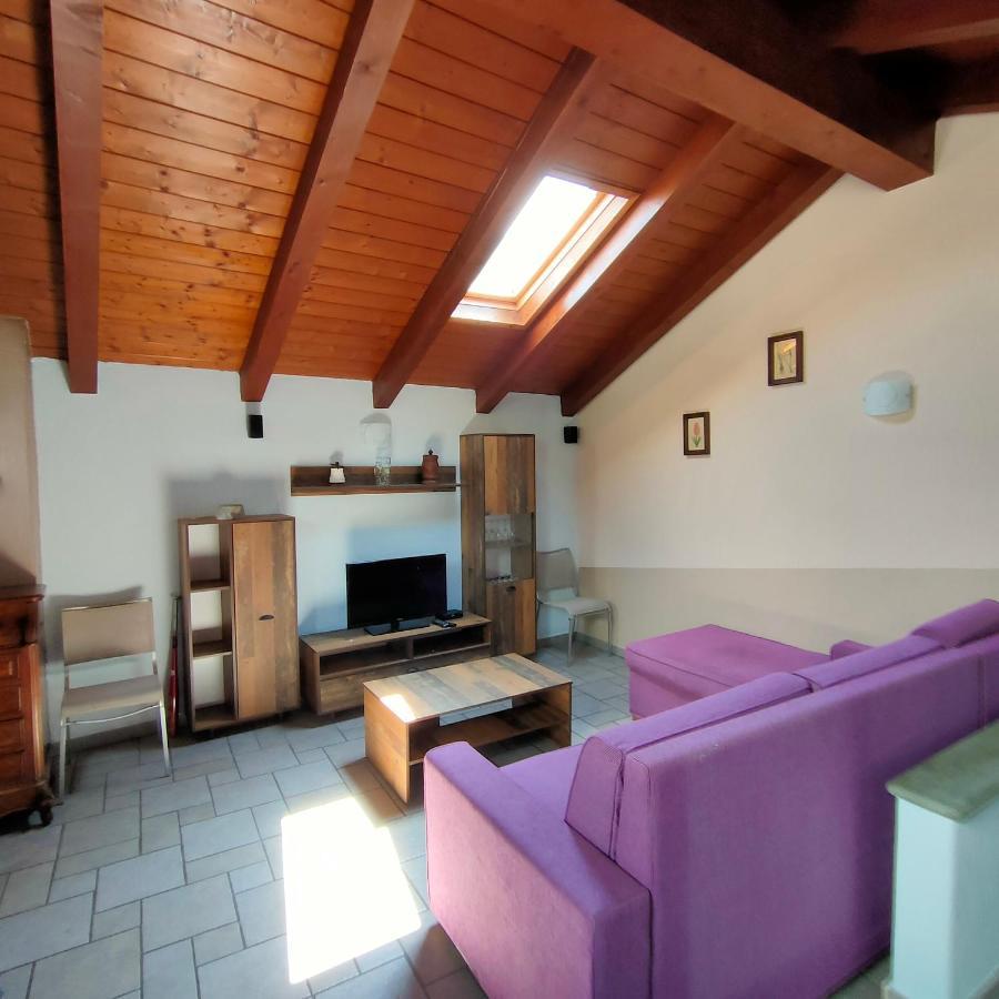 La Maison Lilla Fenis Exteriör bild