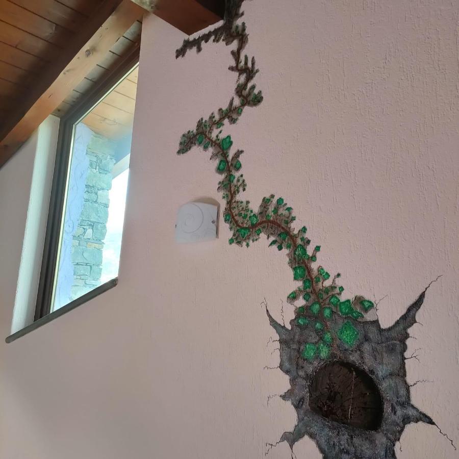 La Maison Lilla Fenis Exteriör bild